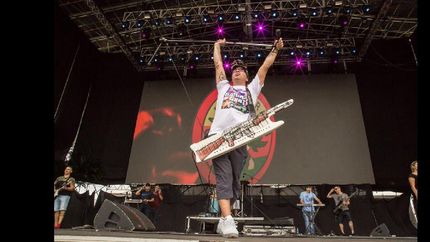 pablito lescano y damas gratis serán el principal atractivo de la tarde en el parque.