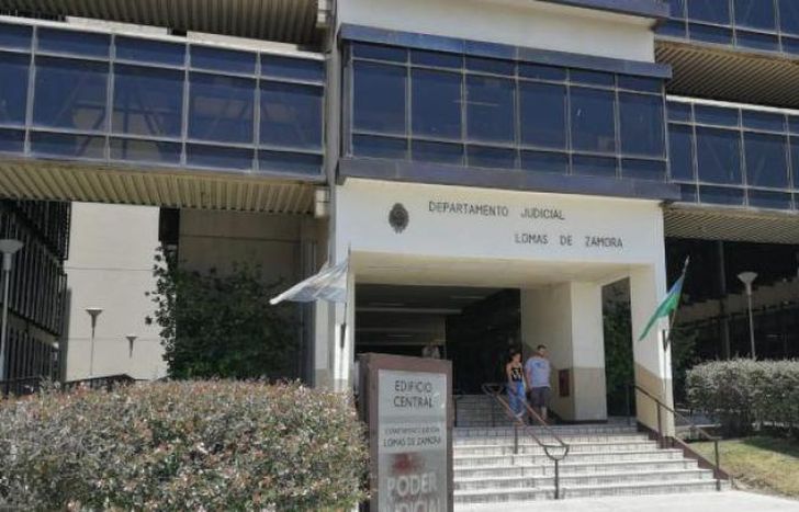 Exigen asueto con suspensión de términos y guardias mínimas.