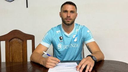 Lugarzo se vestirá de celeste esta temporada.