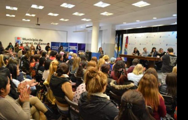 Capacitan a personal del Municipio.