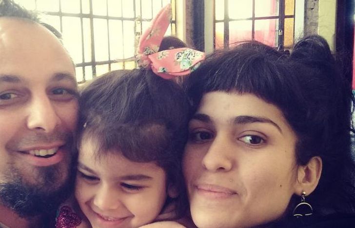 Daniel y su familia quieren que Oveja Roja siga existiendo.