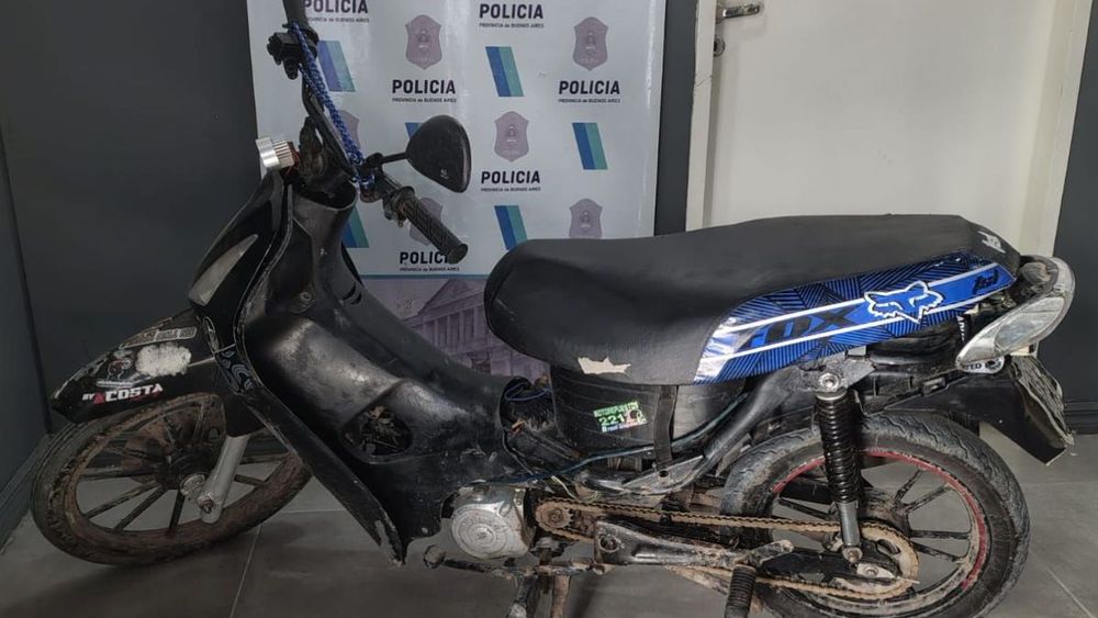 La moto robada en Lomas de Zamora. La moto robada en Lomas de Zamora.