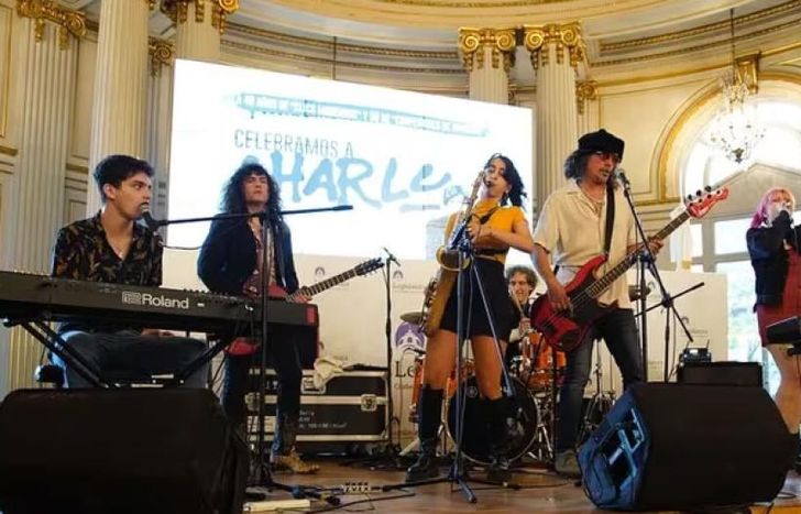 El Zorrito encabezó el homenaje a Charly García.