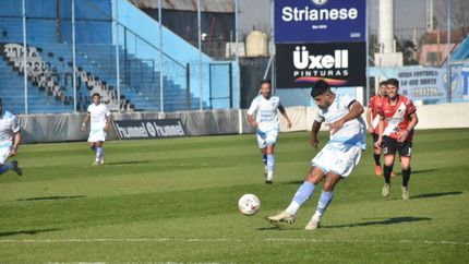 Temperley dejó pasar la chance de escalar posiciones en la tabla. Temperley dejó pasar la chance de escalar posiciones en la tabla.
