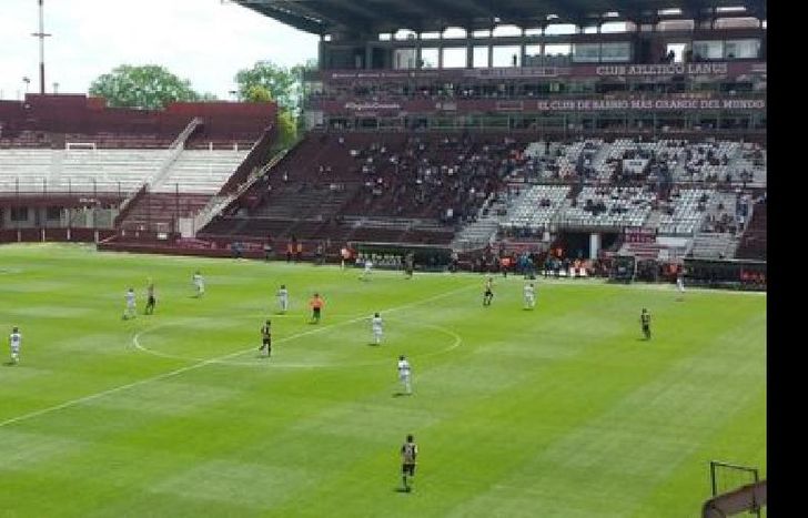 se puede colaborar con alimentos antes del comienzo del partido.