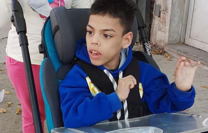 Ayer le entregaron la silla que esperaban desde enero.