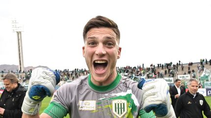 Facundo Cambeses, el héroe de Banfield en San Luis.