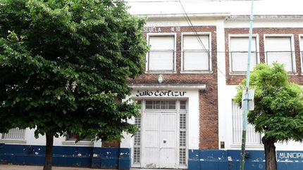 La Escuela Julio Cortázar, un símbolo en Lomas.