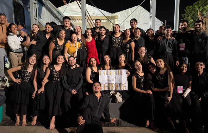 El Ballet La Patriada se prepara para lo que será una noche inolvidable en el Pre Cosquín.