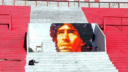 El ídolo popular en la tribuna Horacio Palacios. El ídolo popular en la tribuna Horacio Palacios.