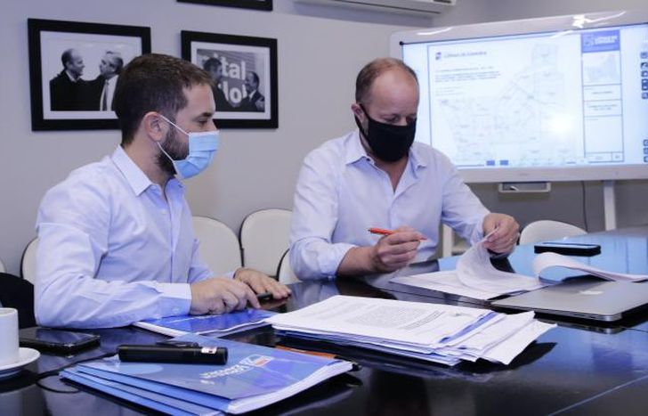 Martín firmó un convenio con Nación.