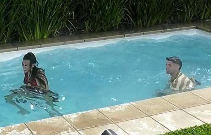 Zambullida y festejo en Gran Hermano.