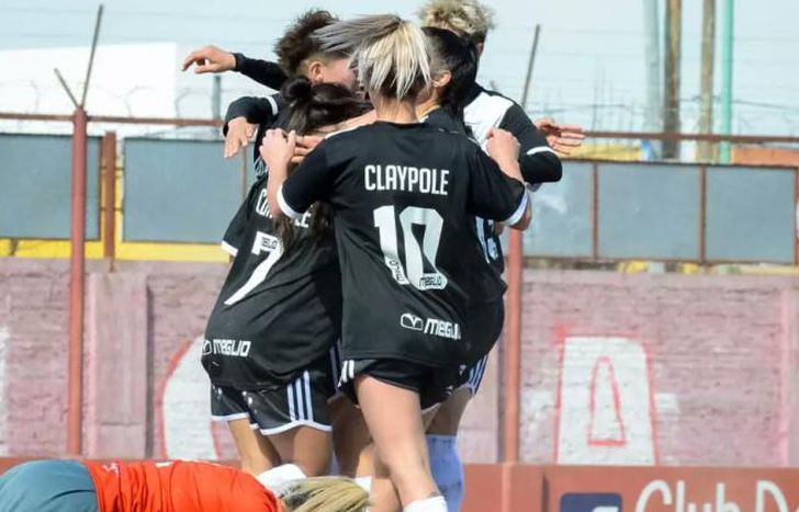 Claypole liquidó la historia en un tiempo.