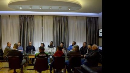 Insaurralde encabezó la reunión con los referentes y les dio los certificados que destacan SU LABOR SOCIAL.