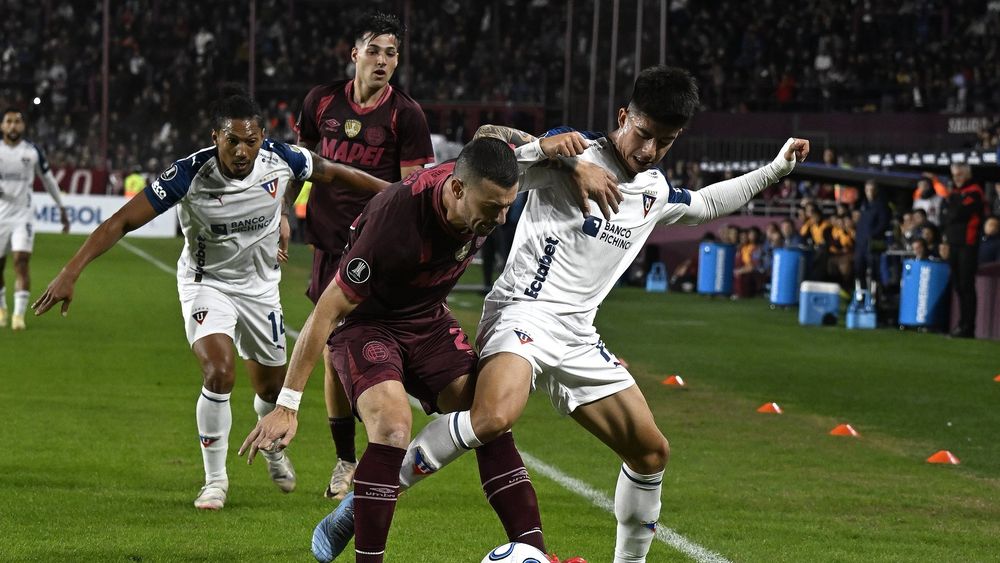Lanús debe sumar en la altura ante Liga de Quito. Lanús debe sumar en la altura ante Liga de Quito.