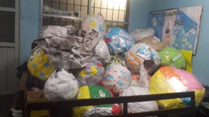 Se recuperaron más de 8 mil botellas y 400 kilos de material reciclable.