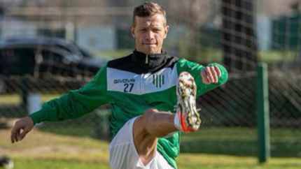 Domingo ya entrenó en su regreso al club. Domingo ya entrenó en su regreso al club.