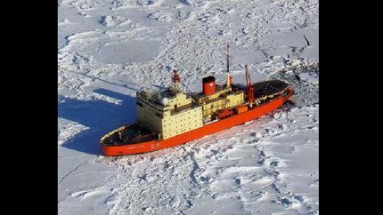 el almirante irizar rescato a cinco cientificos varados en la antartida