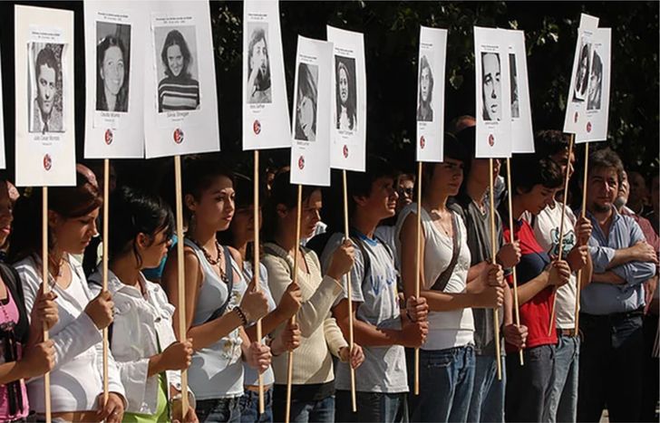 Memoria, verdad y justicia para los desaparecidos de la División perdida del ENAM de Banfield.