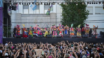 La Plaza Grigera lució colmada. La fiesta de Carnaval, un éxito rotundo. La Plaza Grigera lució colmada. La fiesta de Carnaval, un éxito rotundo.