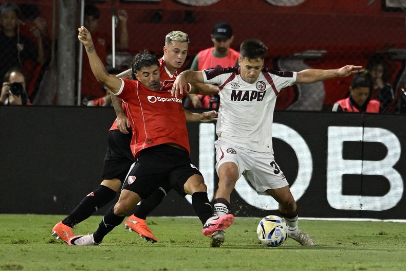 Lanús cayó categóricamente ante Independiente en Avellaneda.