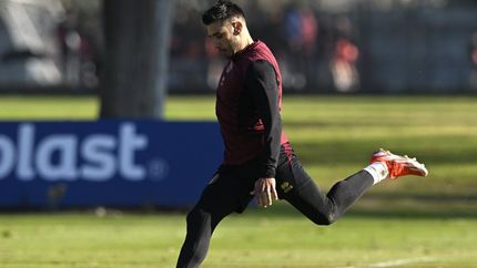 Salvio ya es uno más del plantel. Salvio ya es uno más del plantel.