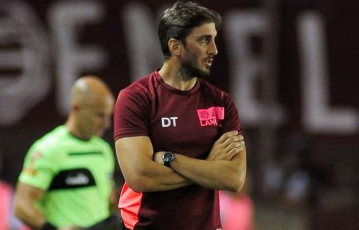 Zubeldía pidió jugadores en puestos claves.