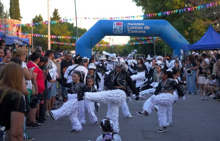 Carnaval en Lomas: qué artistas se presentan esta noche en San José.