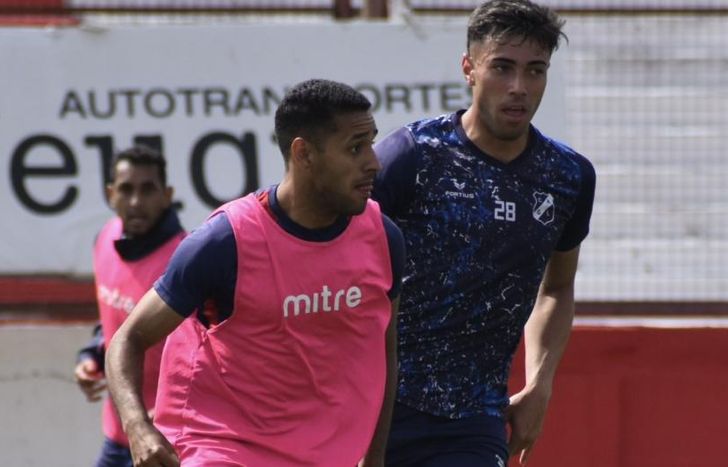Los Andes jugó un amistoso en el estadio Eduardo Gallardón.
