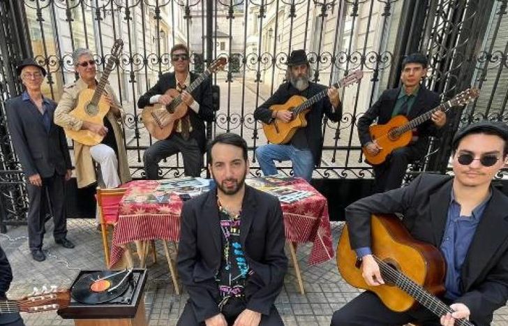 La formación completa.