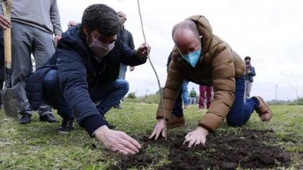 Insaurralde y Baloira, juntos en una jornada de plantación.