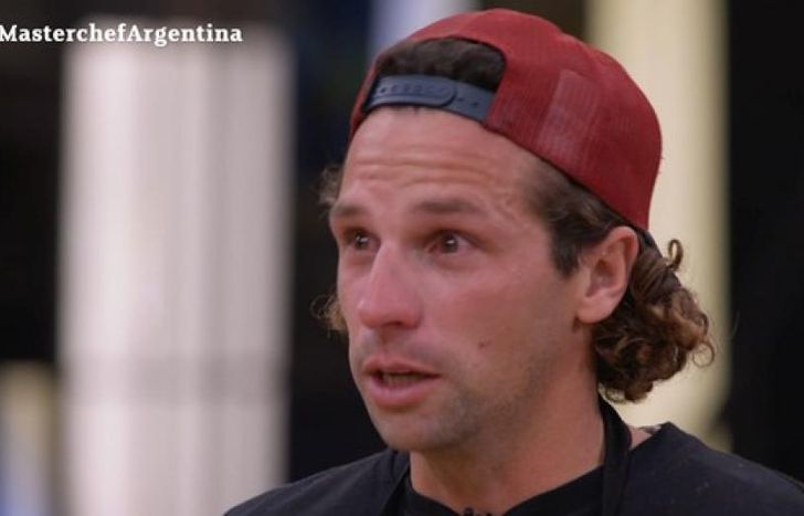 Se despidió Juan Francisco.