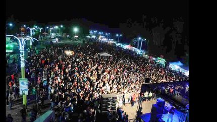 multitudinario carnaval en san vicente