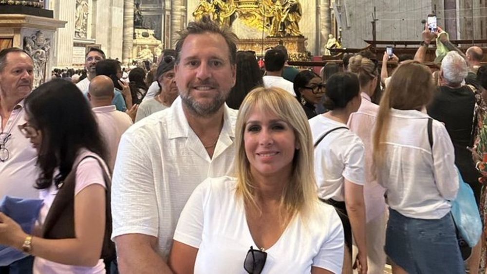 Sebastián Cobelli y Fernanda Vives en el Vaticano. Sebastián Cobelli y Fernanda Vives en el Vaticano.
