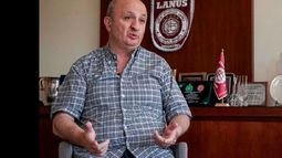 Russo se refirió a la posible llegada de Centurión.