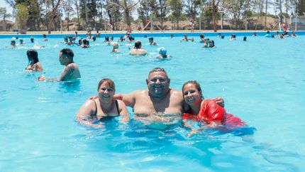 Las familias disfrutan del verano en Lomas.