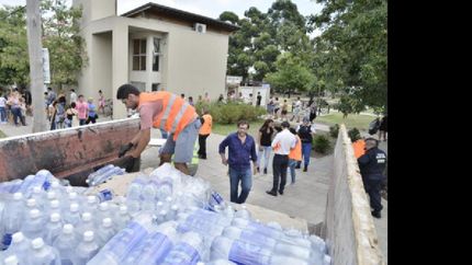 echeverria: el municipio ayuda a los barrios sin luz