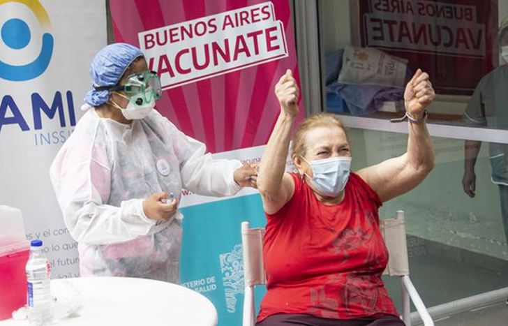 La ministra Carla Vizzotti brindó datos sobre la vacunación.