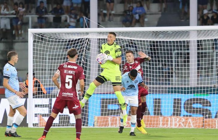 Losada se queda con el intento de Lanús.