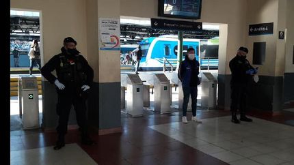 Lomas: cómo es la asistencia y el control que realizan en el ingreso a la estación de tren