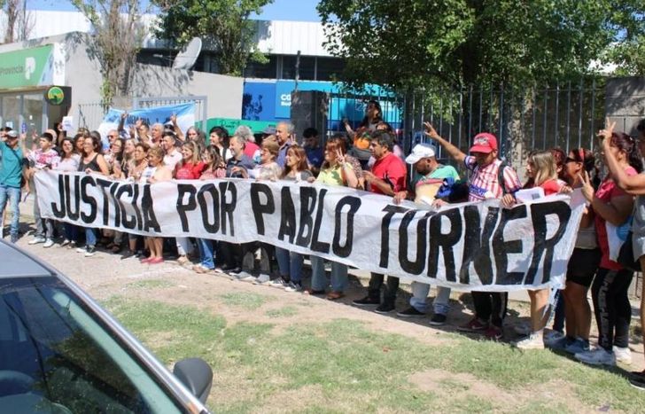 Familiares y militantes participaron de la jornada en Budge.