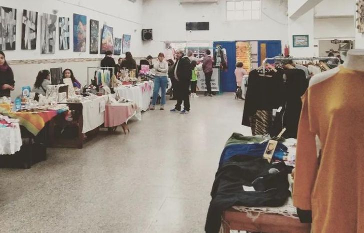 Este domingo de 14 a 19 en Díaz Vélez 76, Lomas.