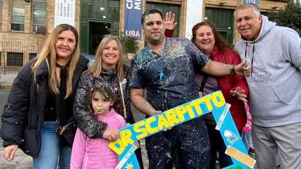 Juan Cruz, junto a su familia.