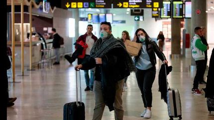 cancilleria recibio mas de 15 mil llamados de argentinos en el exterior