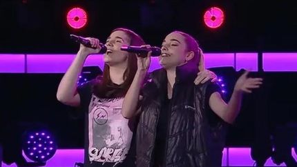 Las hermanas, en acción.