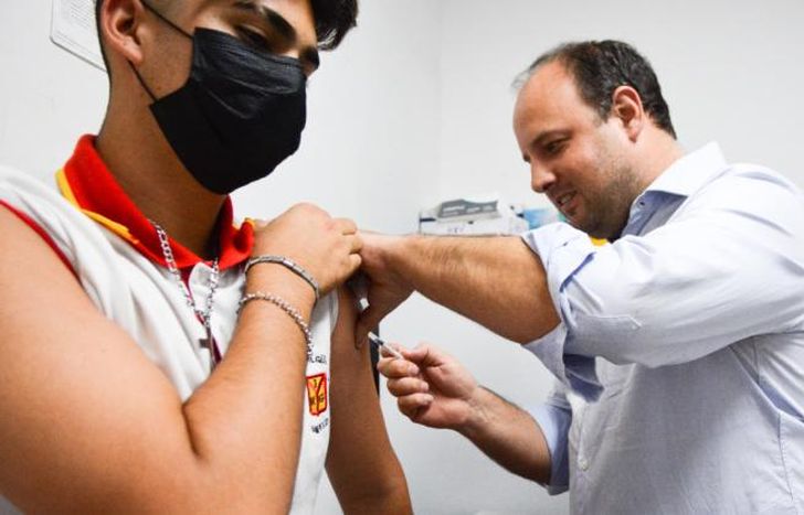 Los espacios sanitarios abrieron sus puertas de 18 a 21.