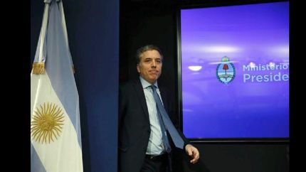 dujovne: vamos a pasar dos o tres meses dificiles