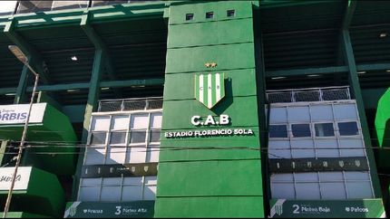 banfield bonificara el 30% de los aranceles de las actividades deportivas