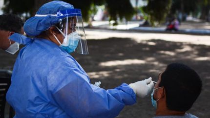 Con los test se puede diagnosticar en pocos minutos si alguien es portador del virus.