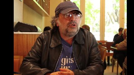 pedro saborido presenta una historia de futbol en lanus